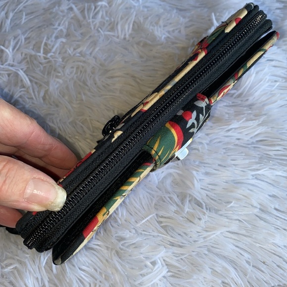 Retired Vera Bradley handbag & zip around wallet multi colors blues floral print - Picture 7 of 15